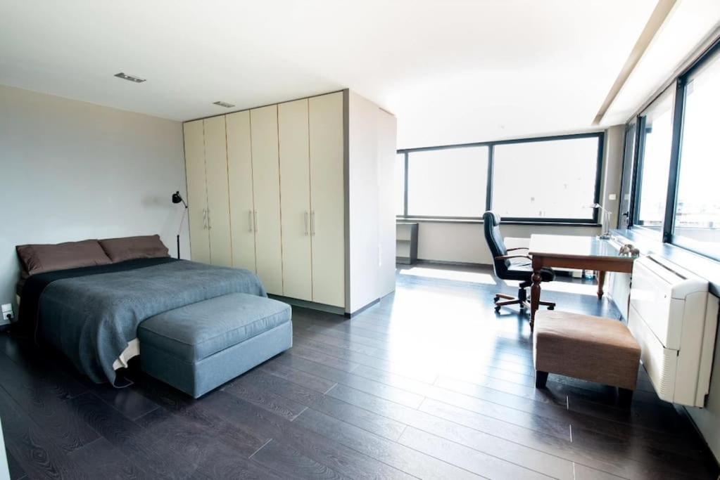 Luxury Loft By Boy Apartment พาทรา ภายนอก รูปภาพ