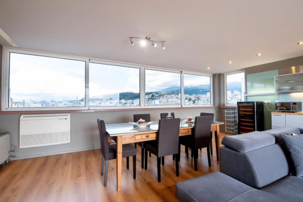 Luxury Loft By Boy Apartment พาทรา ภายนอก รูปภาพ